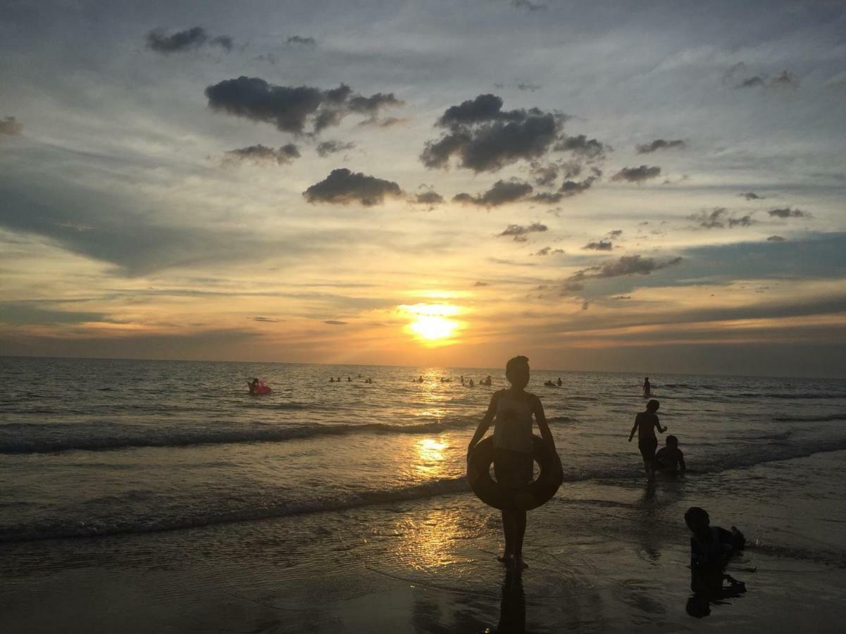 Rayong Condochain 325 Ban Phe Esterno foto
